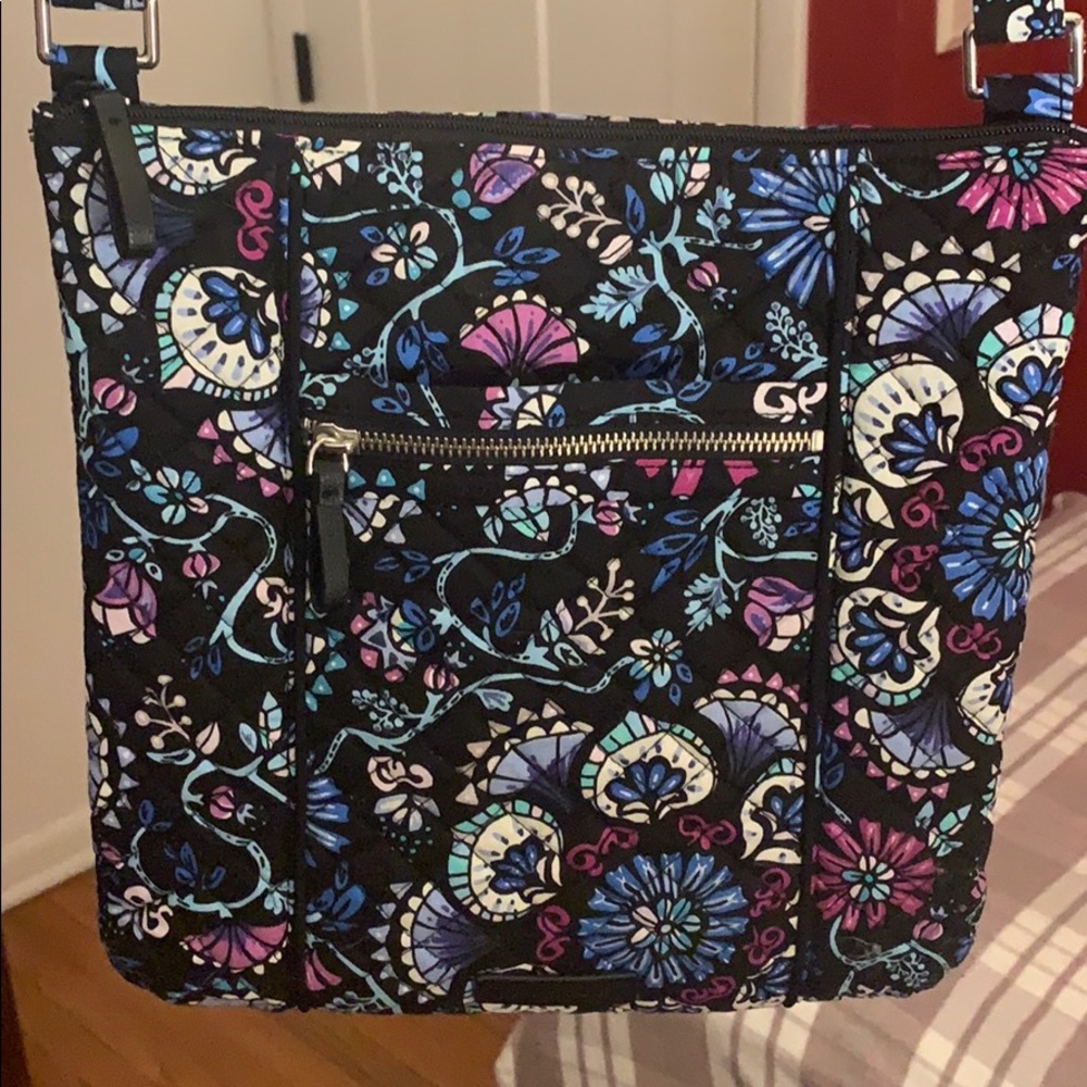 Vera Bradley Crossbody hipster purse